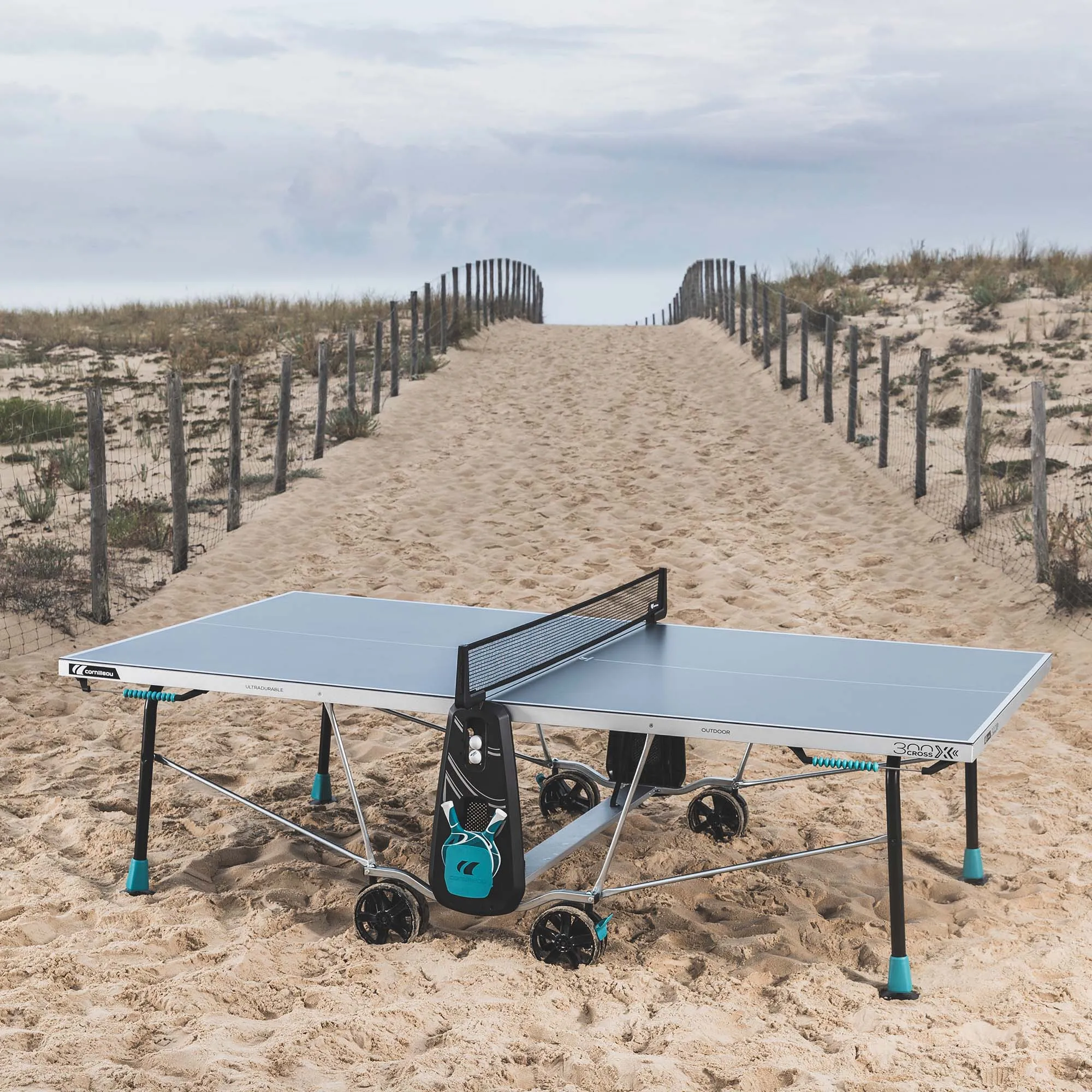 Cornilleau Sport 300X Rollaway Outdoor Table Tennis Table