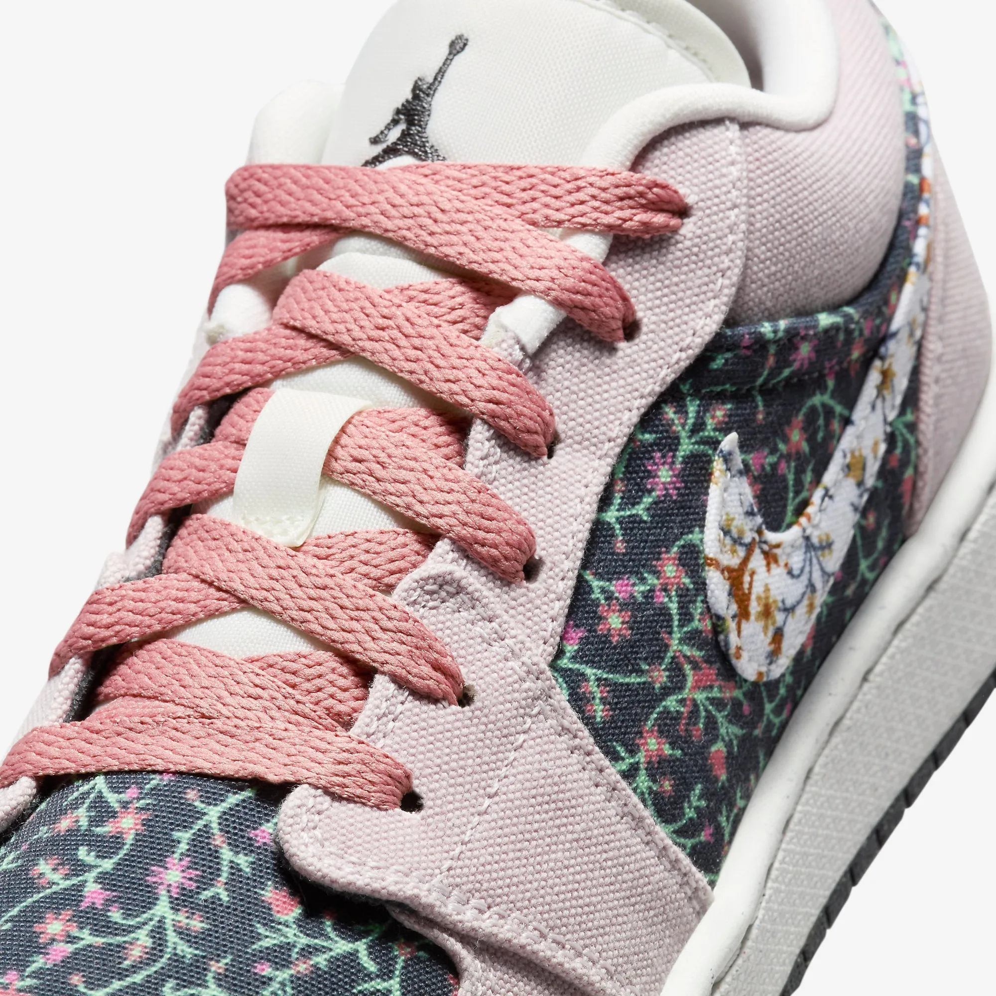 (GS) Air Jordan 1 Low SE 'Floral' (2024) FJ3445-001