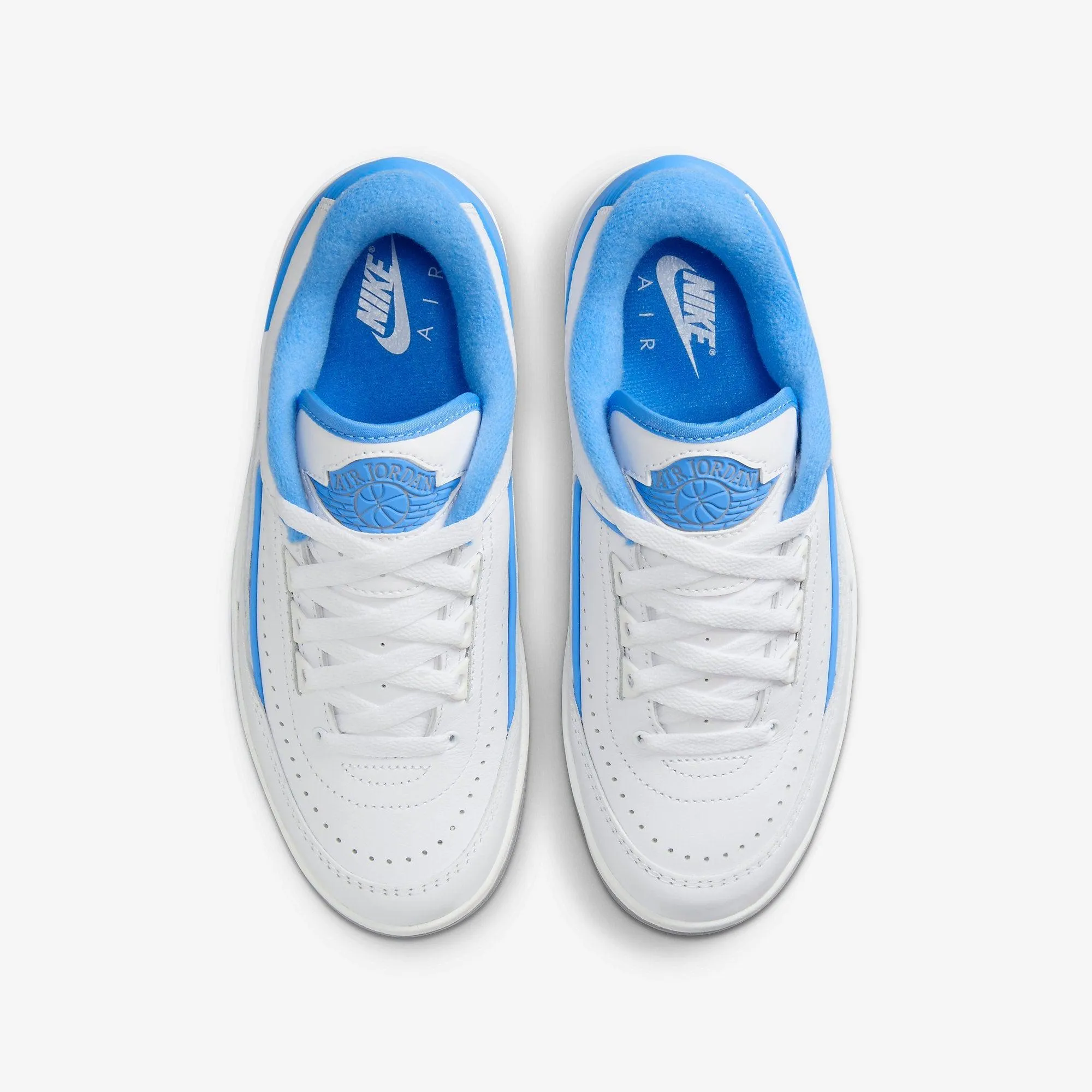 (GS) Air Jordan 2 Retro Low 'UNC / University Blue' (2023) FJ6869-104