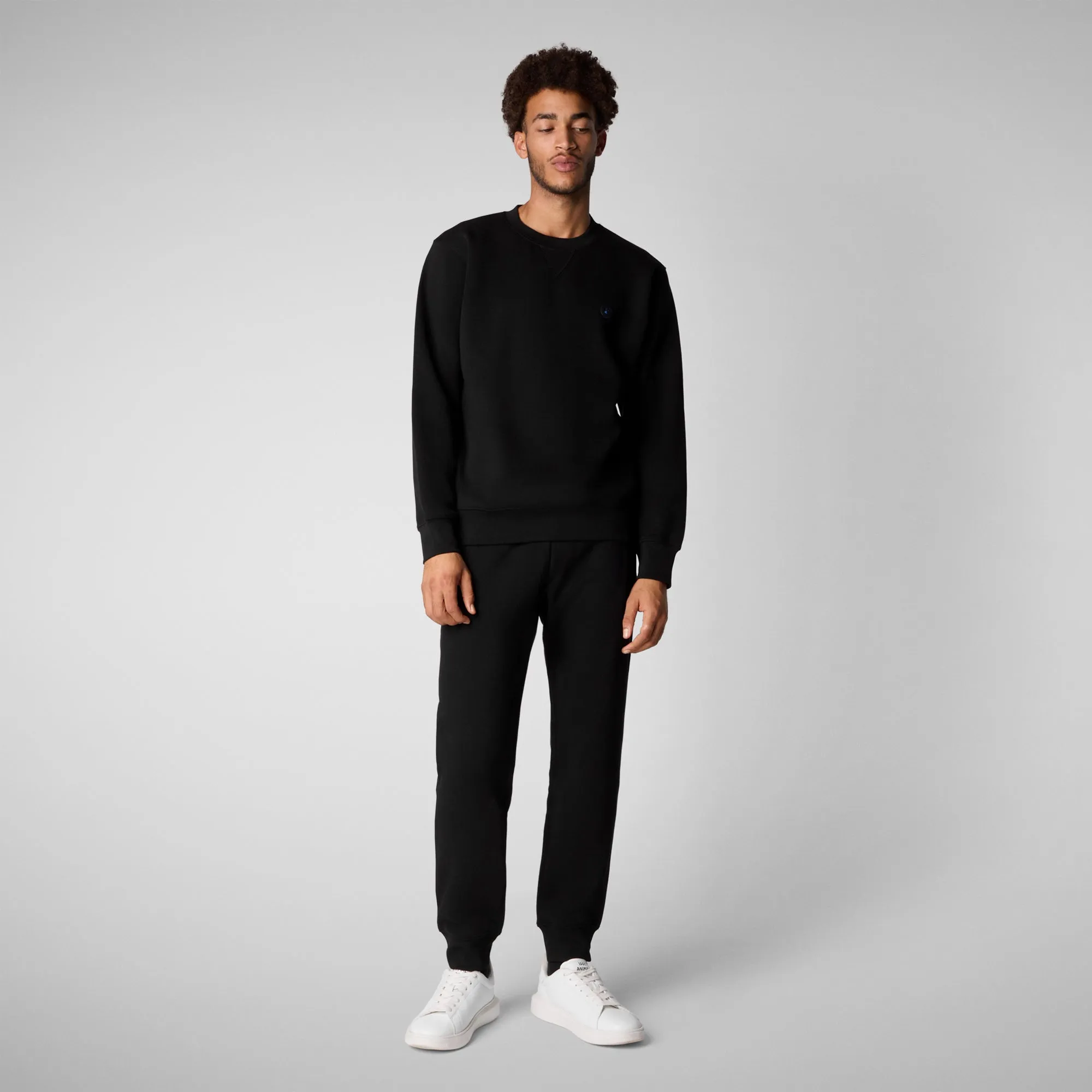 Man's basic jogger Favolus in black