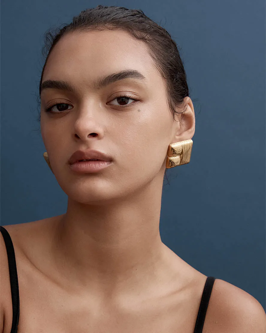 Nevaeh Earrings in Gold