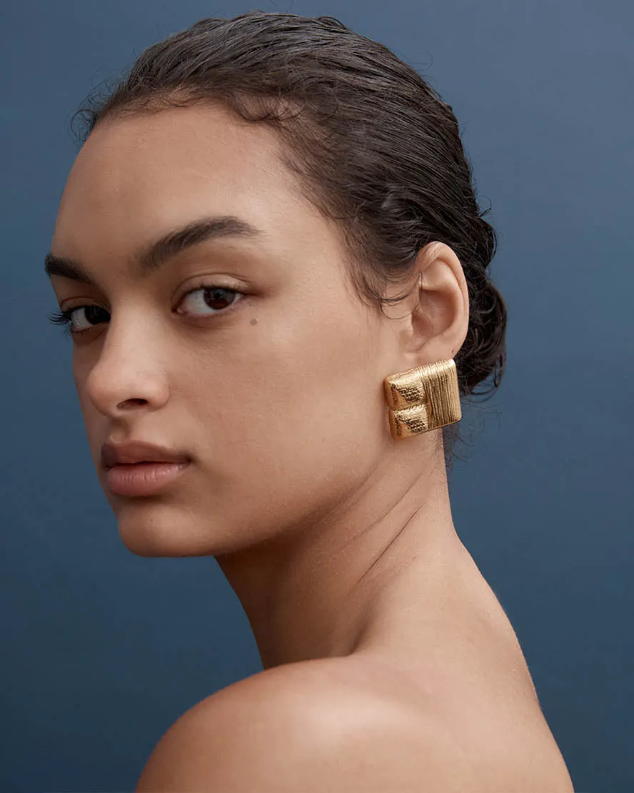 Nevaeh Earrings in Gold