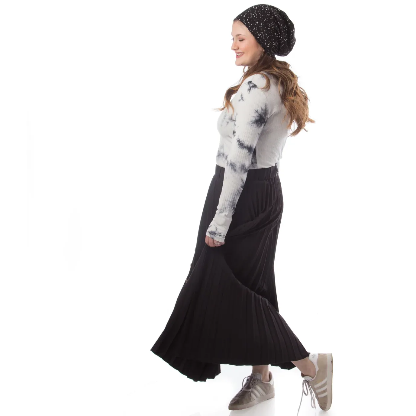 Women's Buttoned Down Pleated Skirt